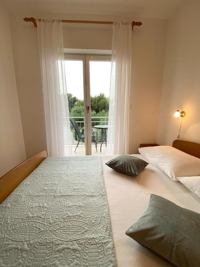Apartments Pulic Zaboric Bagian luar foto
