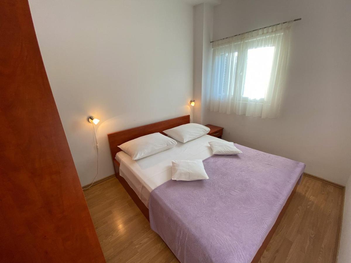 Apartments Pulic Zaboric Bagian luar foto