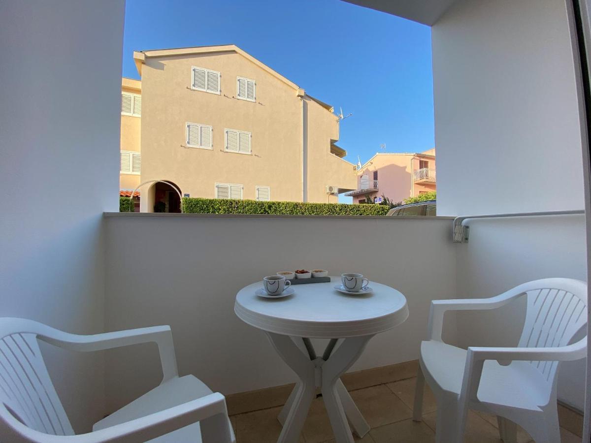 Apartments Pulic Zaboric Bagian luar foto