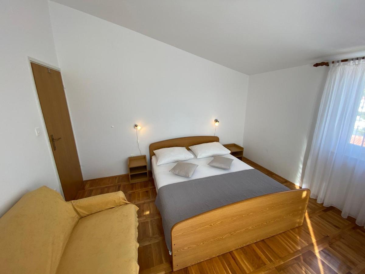 Apartments Pulic Zaboric Bagian luar foto